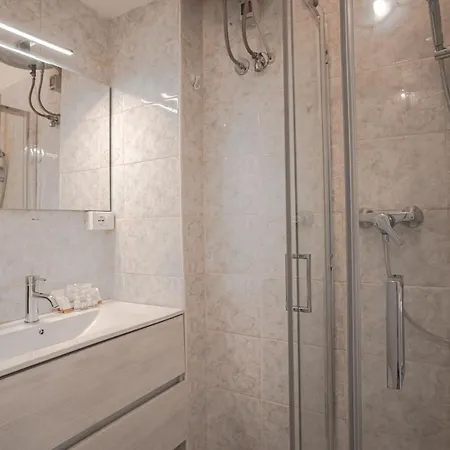 Free Wifi & Netflix Roiano Elegant Trieste